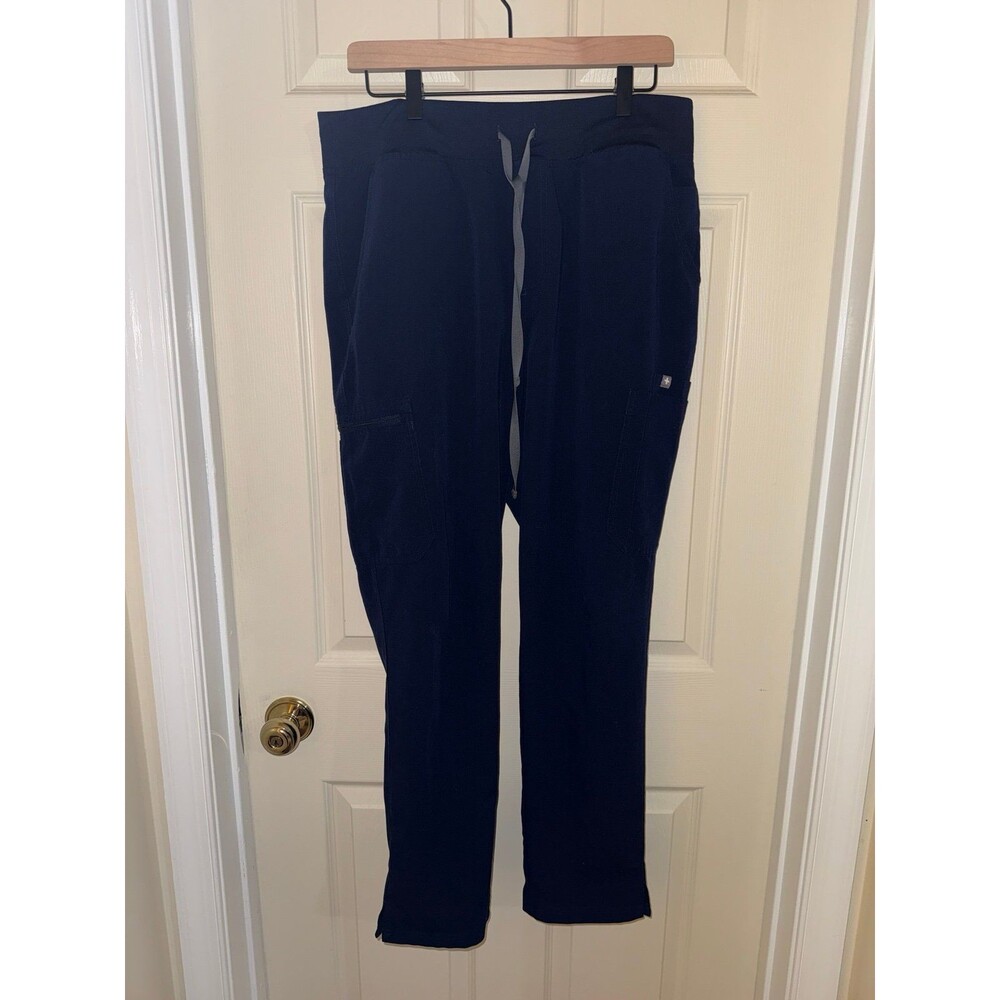 FIGS Yola navy pant.